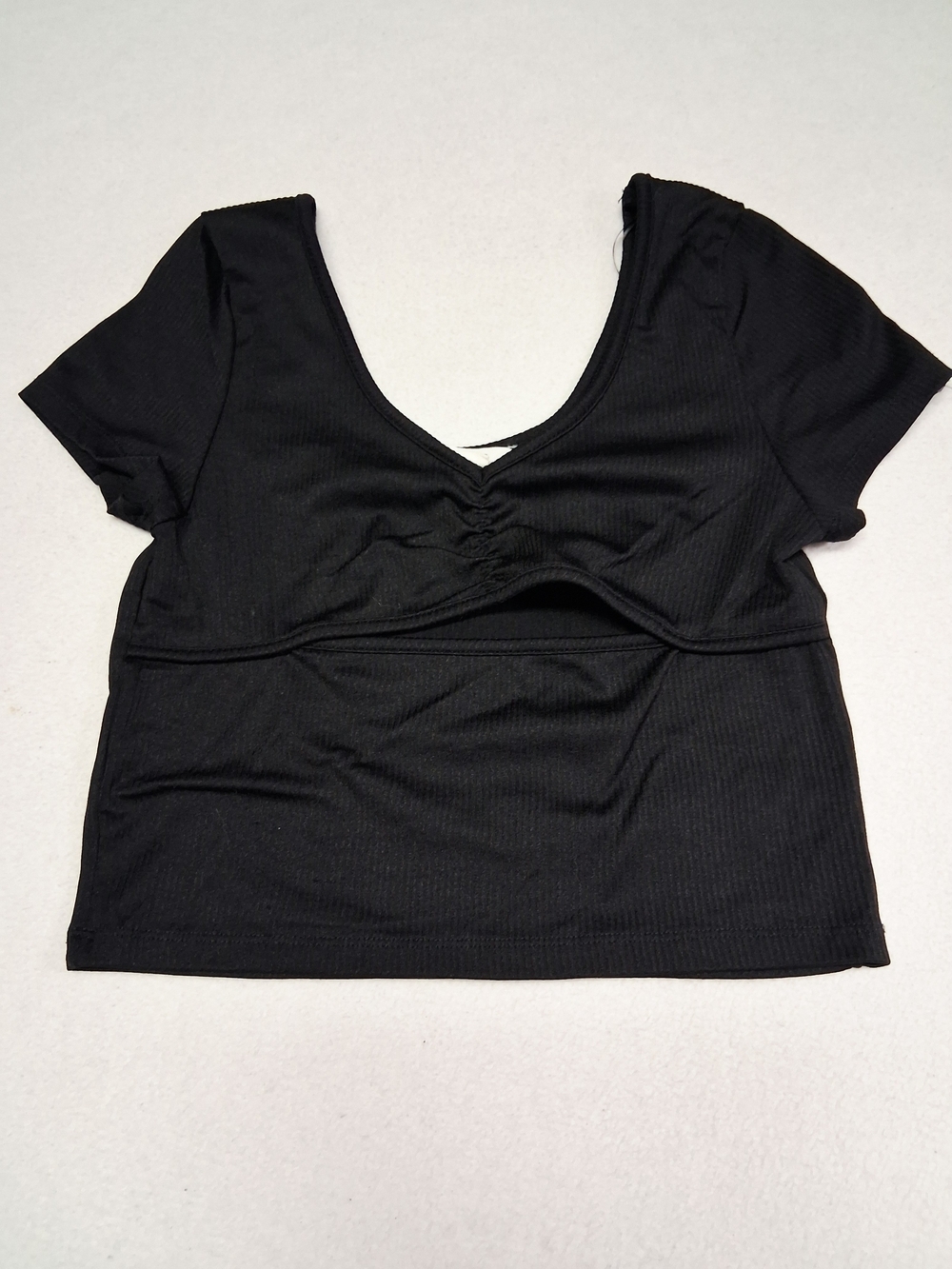 4/20$ Black Short Sleeve Ruched Front Crop Top